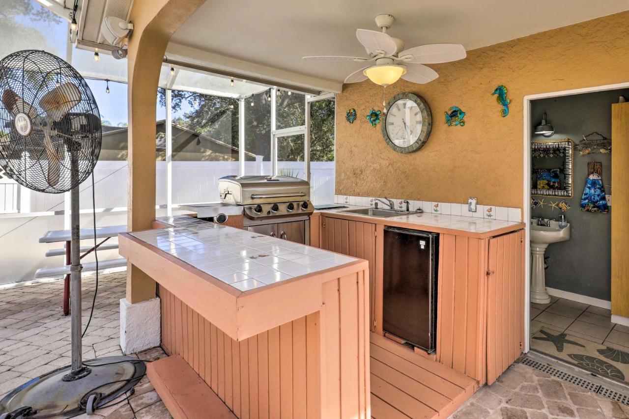 Cozy Home In Heart Of Tampa With Lanai And Pool! Exteriör bild